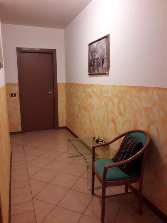 Albergo Del Turista Vernasca Ngoại thất bức ảnh