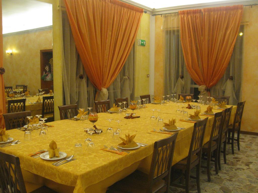 Albergo Del Turista Vernasca Ngoại thất bức ảnh