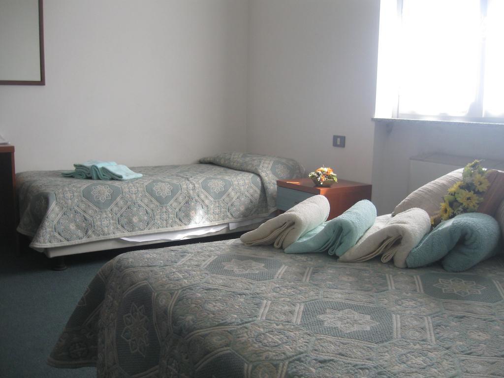 Albergo Del Turista Vernasca Phòng bức ảnh
